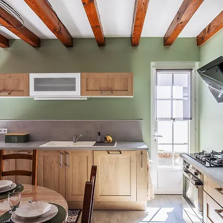 Maison Climatisee 3 Chambres, Parking Gratuit, Proche Centre *